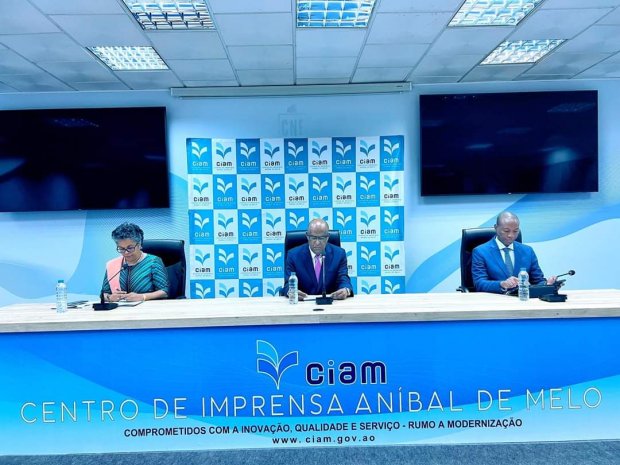 MINISTÉRIO DA SAÚDE PROSSEGUE VACINAÇÃO CONTRA COVID19