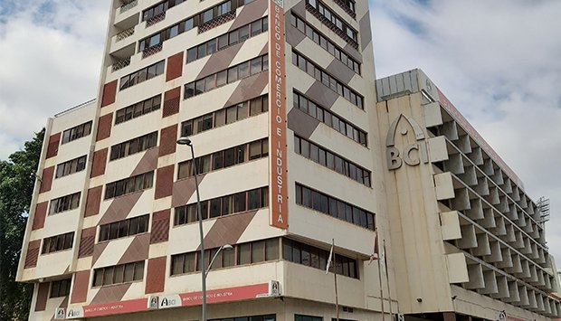 BCI PREVÊ POUPAR MIL MILHÕES DE KWANZAS POR MÊS