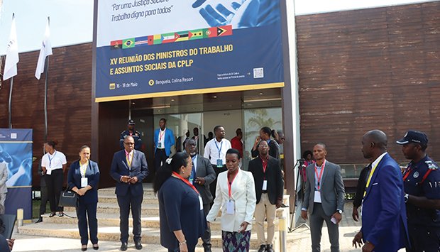 CIDADÃOS REFORMADOS VÃO PODER RECEBER A PENSÃO EM QUALQUER PAÍS DA CPLP