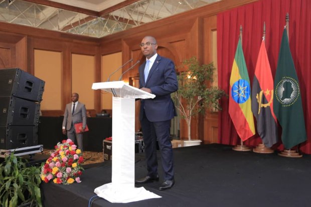 PAÍS REITERA DISPONIBILIDADE EM COLABORAR NA OBTENÇÃO DE SOLUÇÕES PACÍFICAS  PARA ÁFRICA