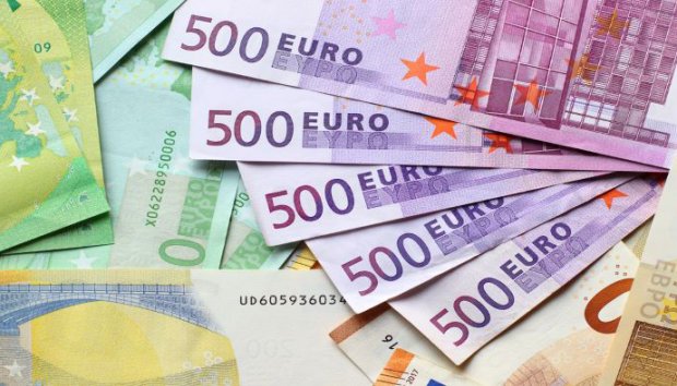 EURO CAI APESAR DA FORTE SUBIDA DAS TAXAS DE JURO DO  BANCO CENTRAL EUROPEU