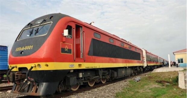 ACTOS DE VANDALISMO INTERROPEM CIRCULAÇÃO FERROVIÁRIA NO TROÇO LUAU-BENGUELA