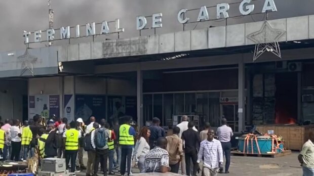 TERMINAL DE CARGA  REGISTA INCÊNDIO PROVAVELMENTE  POR CURTO-CIRCUITO