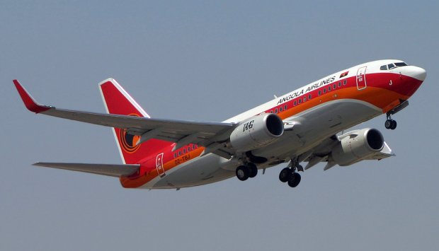 CABO VERDE NEGOCEIA COM ANGOLA AVIÕES BOEING 737