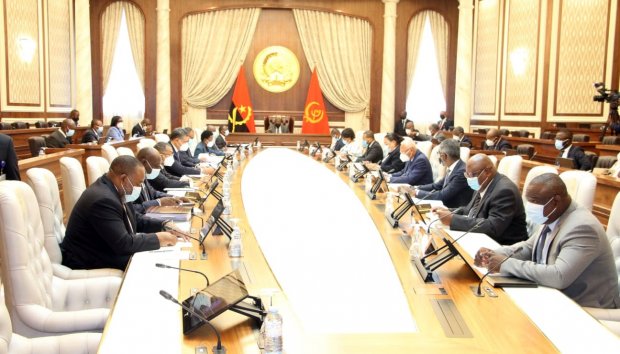 COMISSÃO ECONÓMICA  APRECIA PROPOSTA DE RESTRUTURAÇÃO DO “ FEITO EM ANGOLA”