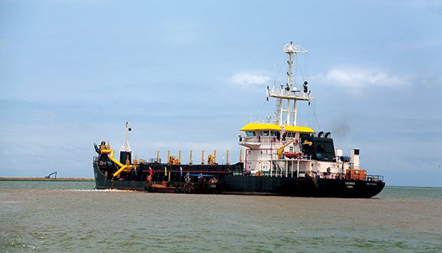 OBRAS DO PORTO DO CAIO EM CABINDA  GANHAM MAIOR DINAMISMO