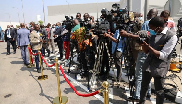 PRÉMIO NACIONAL DE JORNALISMO : CANDIDATURAS TERMINAM