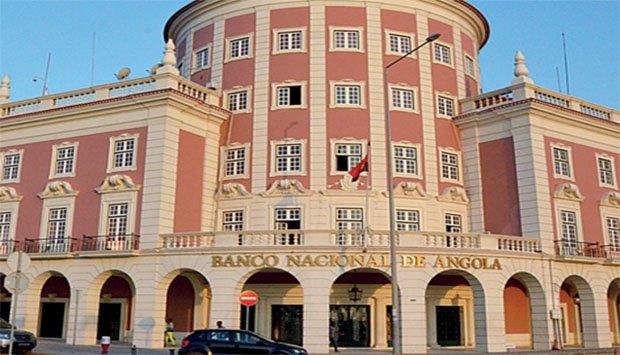 RESERVAS INTERNACIONAIS GARANTEM 12 MESES DE IMPORTAÇÃΟ