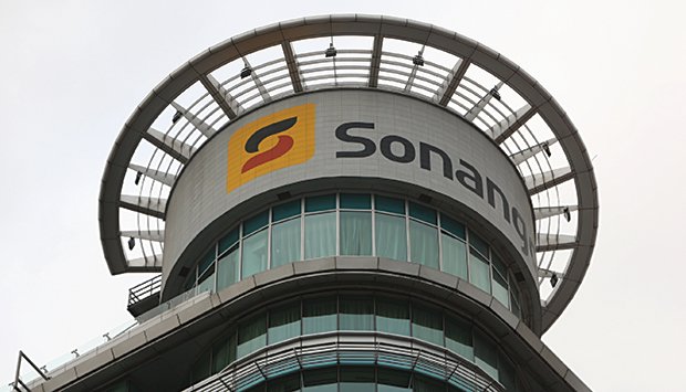SONANGOL PRODUZ 200 MIL BARRIS /DIA